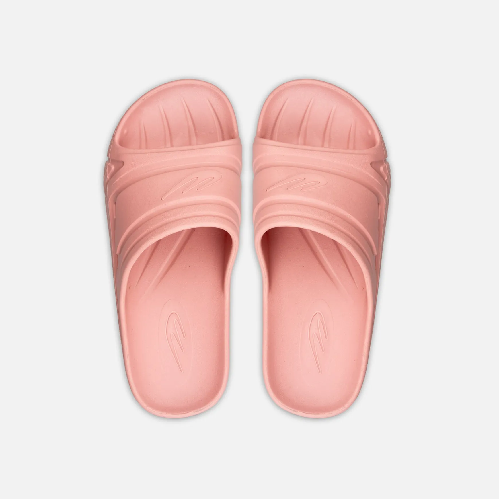 LOUNGE SLIDES BG