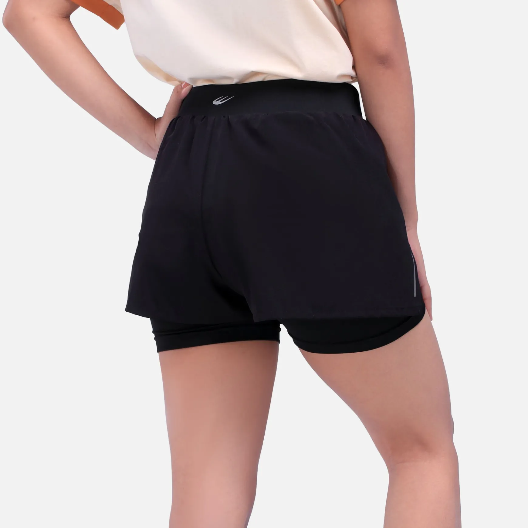 WBL ACTIVE SHORTS 01
