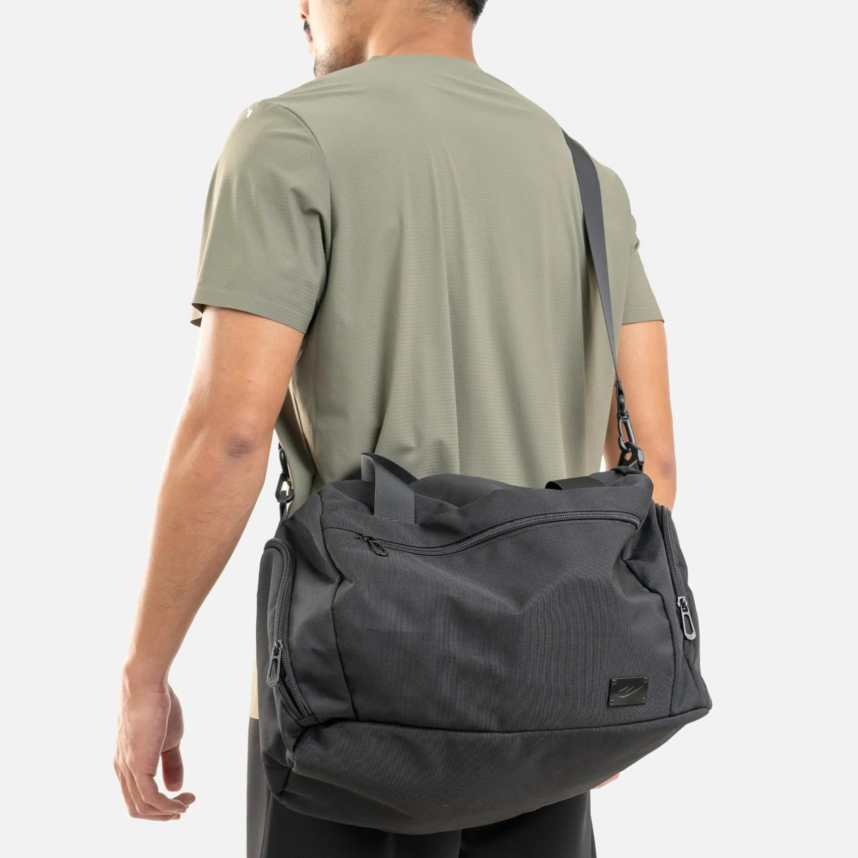 WBM DUFFLE 02