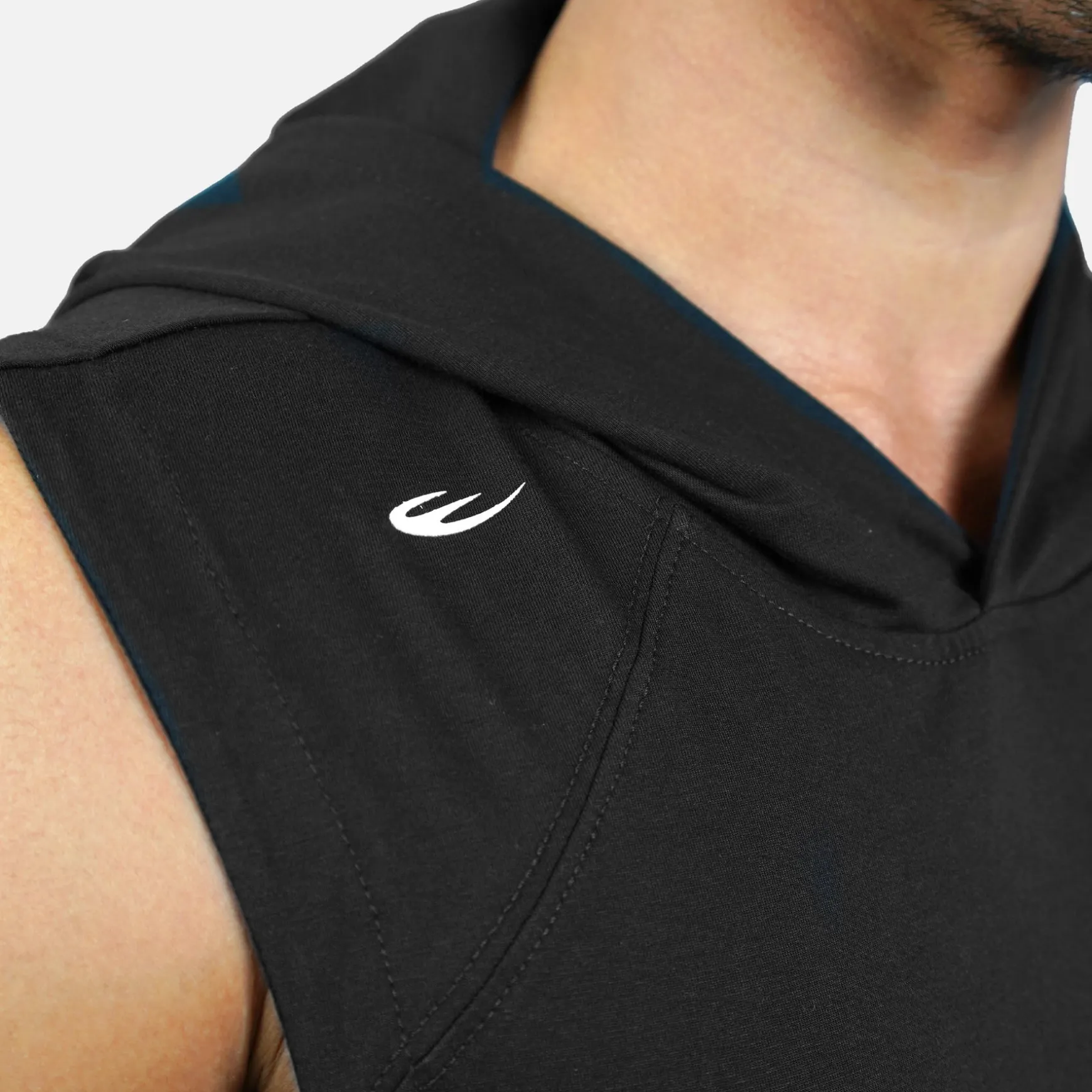 WBM TANK HOODIE 01