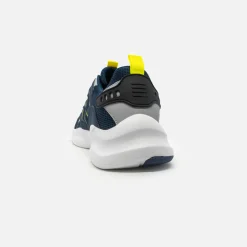 ZEPHYR M